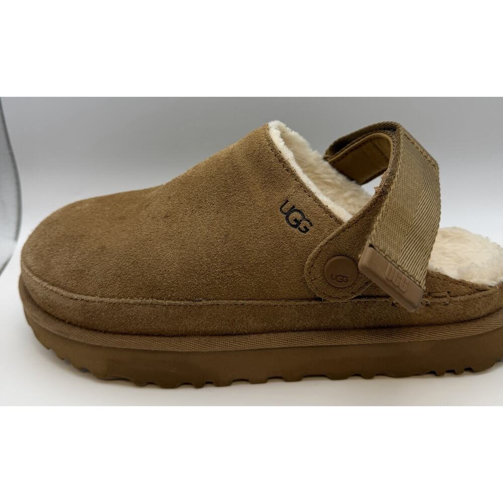 UGG Goldenstar Cozy Shearling Clog 7.5